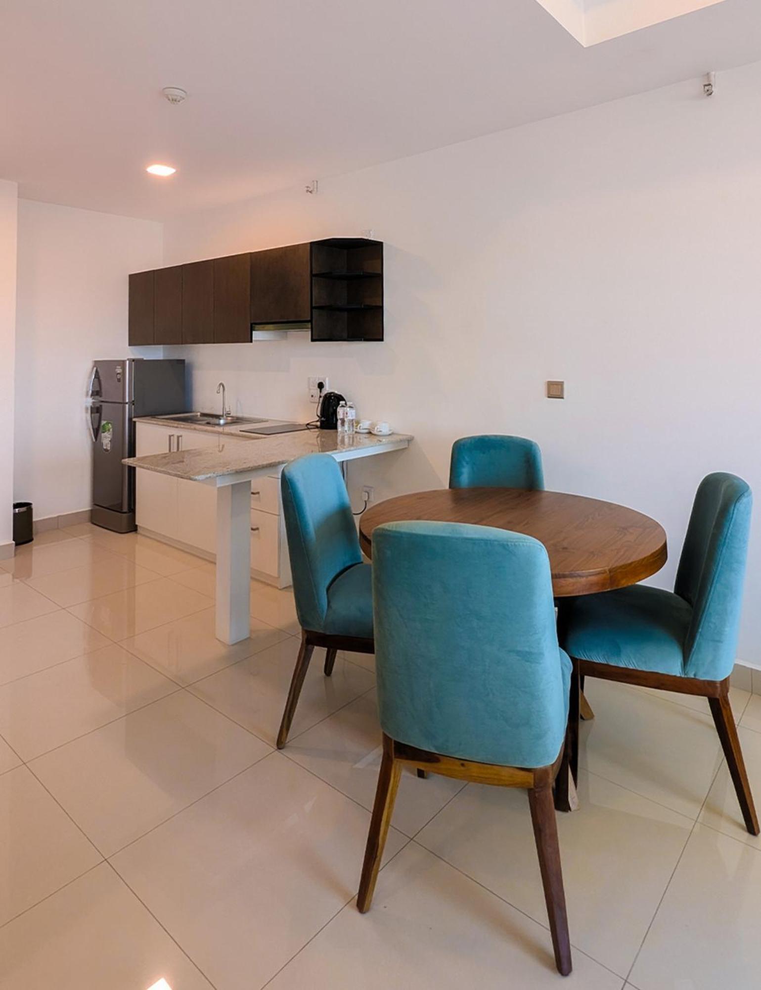 Ocean Breeze Apartment *