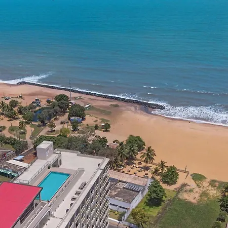 Negombo Ocean Breeze Apartments Exterior photo